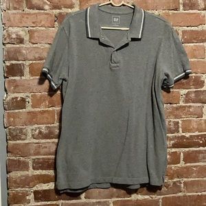 Gap mens grey polo shirt size L blue and white stripe on cuff and collar L EUC